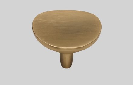 Pomos, Color oro amarillo